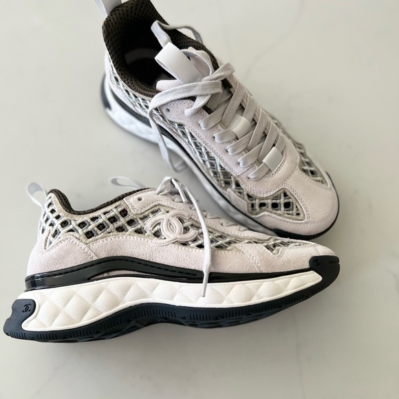 CHANEL Shoes - CHANEL SNEAKERS